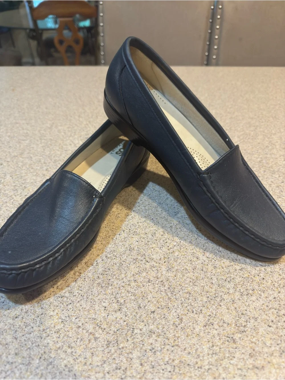 SAS smooth black